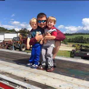 Meet your Posher, Ethan